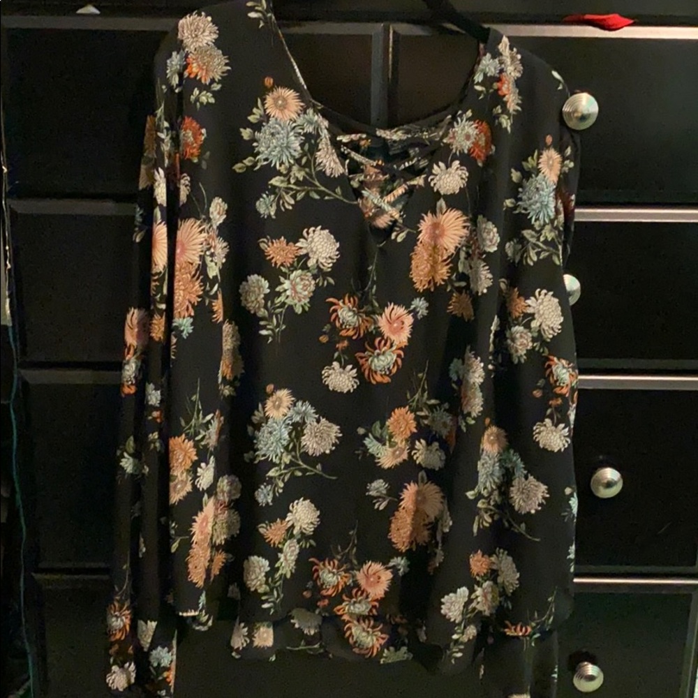 Forever 21 plus size floral long sleeve top
